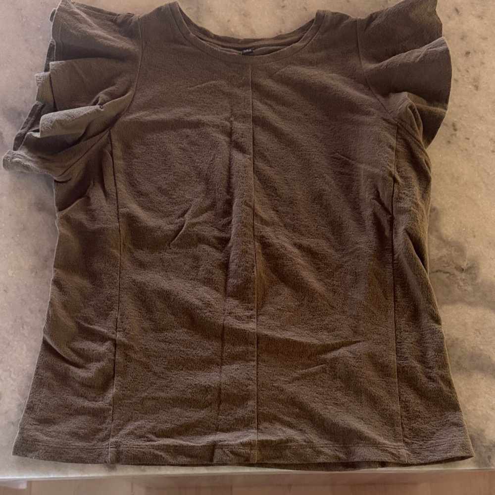 Uniqlo Ruffle Sleeve Blouse